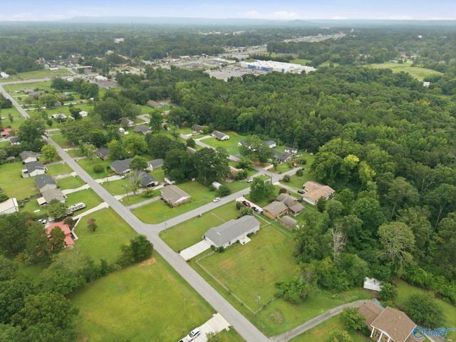 1405 Edgewood Street, Hartselle, AL 35640