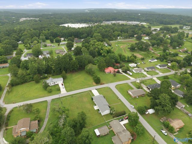 1405 Edgewood Street, Hartselle, AL 35640