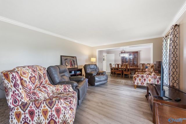 1405 Edgewood Street, Hartselle, AL 35640