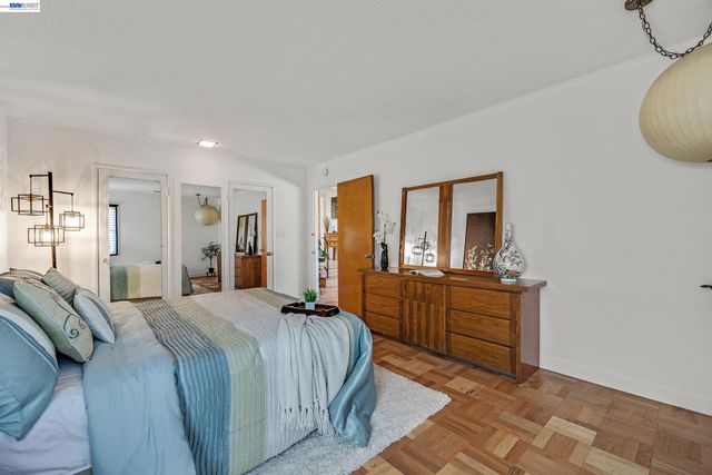 15126 Andover St, San Leandro, CA 94579