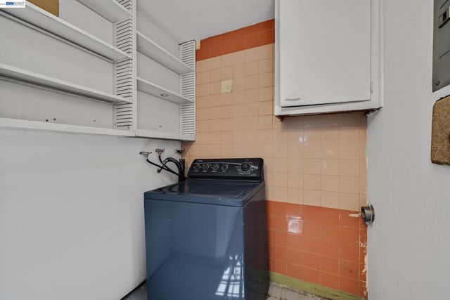 15126 Andover St, San Leandro, CA 94579