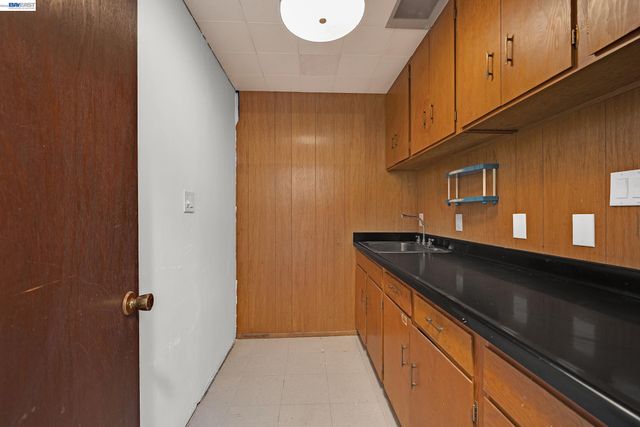 15126 Andover St, San Leandro, CA 94579