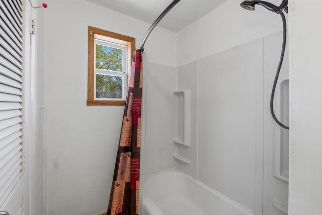 220 FOND DU LAC AVENUE, Fond Du Lac, WI 54935