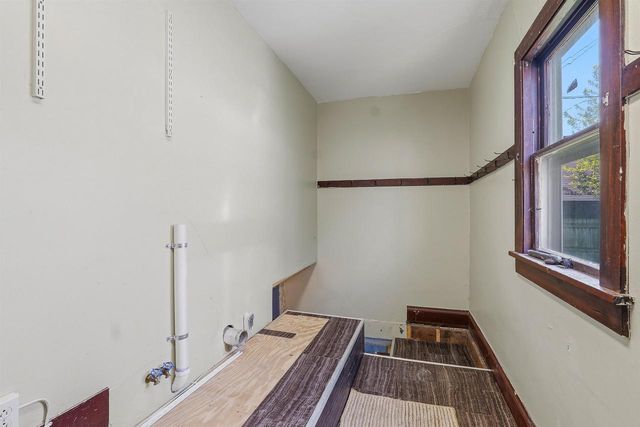 220 FOND DU LAC AVENUE, Fond Du Lac, WI 54935