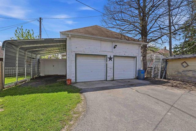 220 FOND DU LAC AVENUE, Fond Du Lac, WI 54935