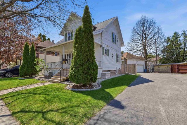 220 FOND DU LAC AVENUE, Fond Du Lac, WI 54935