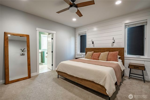 2082 Woodsman Drive, Lynden, WA 98264
