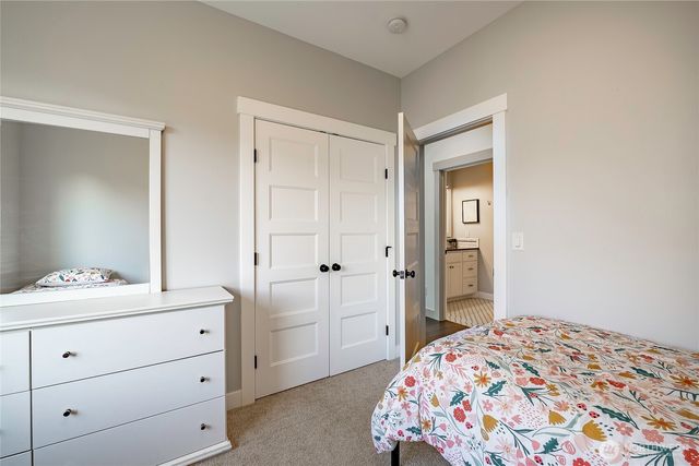 2082 Woodsman Drive, Lynden, WA 98264