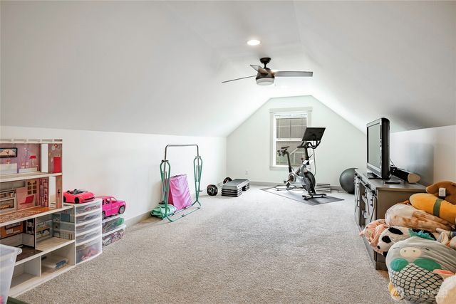 2082 Woodsman Drive, Lynden, WA 98264