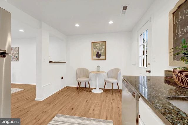 37 ALDEN CT, Sterling, VA 20165