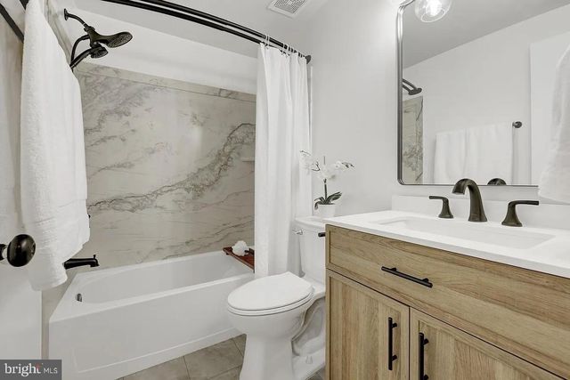 37 ALDEN CT, Sterling, VA 20165