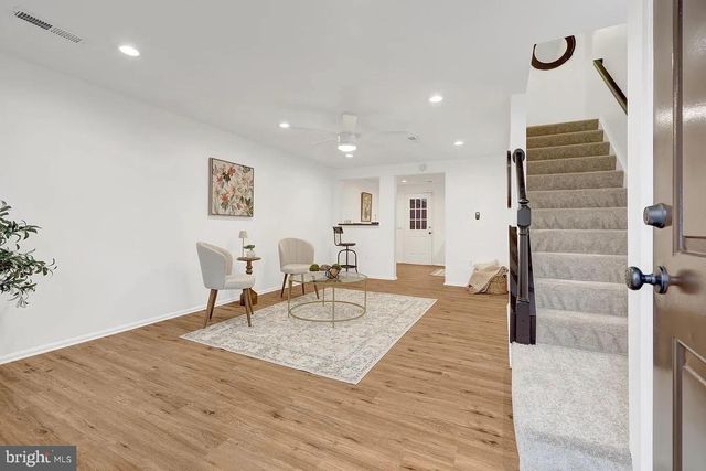 37 ALDEN CT, Sterling, VA 20165