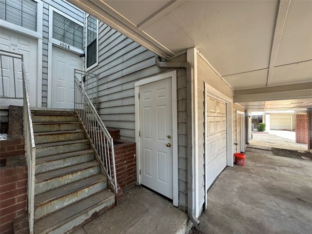 9823 Summerwood Circle 1008, Dallas, TX 75243