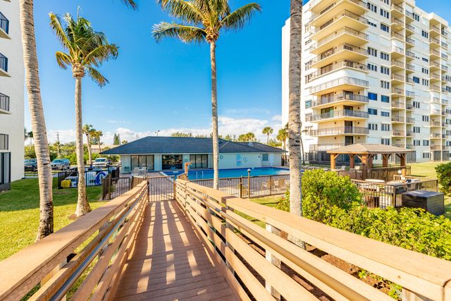 4200 N Hwy A1a Unit 812, Hutchinson Island, FL 34949