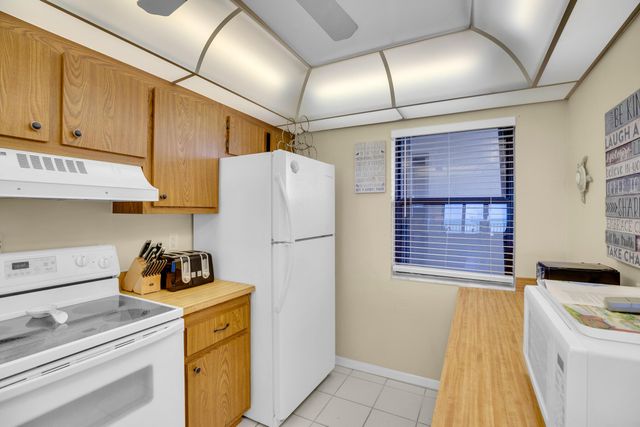 4200 N Hwy A1a Unit 812, Hutchinson Island, FL 34949