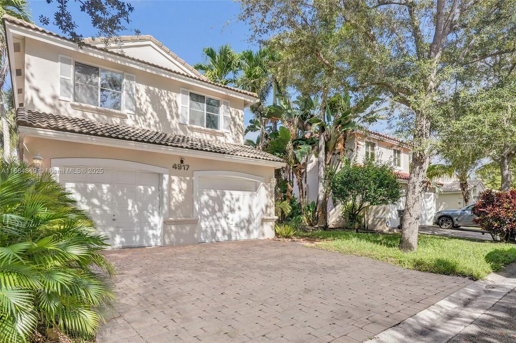 4917 SW 32nd Way, Hollywood, FL 33312