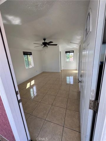 3241 Easy, Long Beach, CA 90810