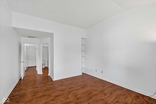 8820 Champions Drive, Indianapolis, IN 46256
