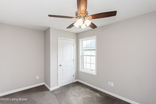194 Charles Carr Dr, Harrodsburg, KY 40330
