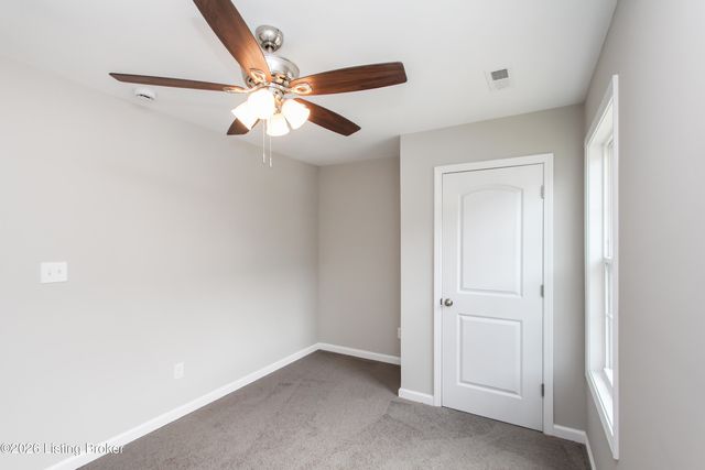 194 Charles Carr Dr, Harrodsburg, KY 40330
