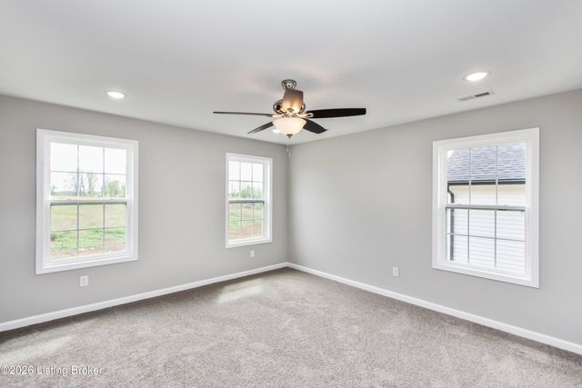 194 Charles Carr Dr, Harrodsburg, KY 40330