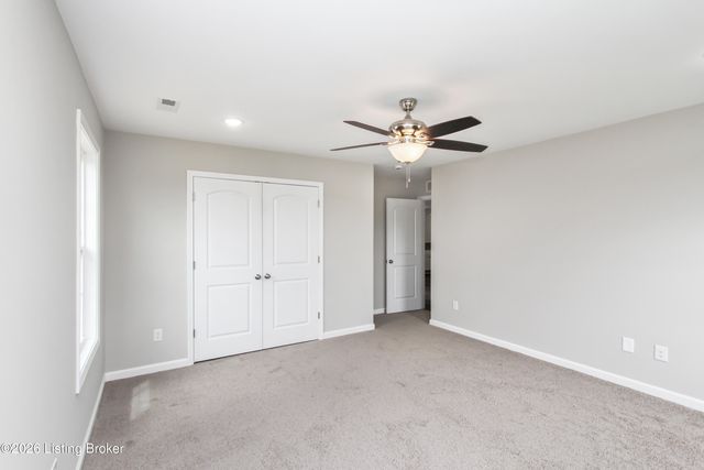 194 Charles Carr Dr, Harrodsburg, KY 40330