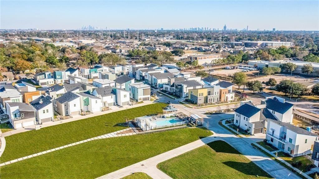 3406 Asher Landing Ln, Houston, TX 77080