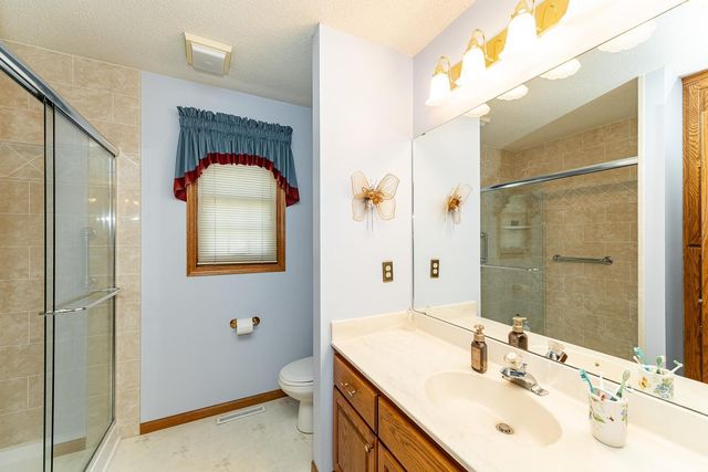 744 Jefferson Avenue SW, Eyota, MN 55934