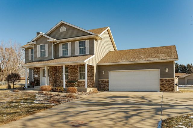 744 Jefferson Avenue SW, Eyota, MN 55934