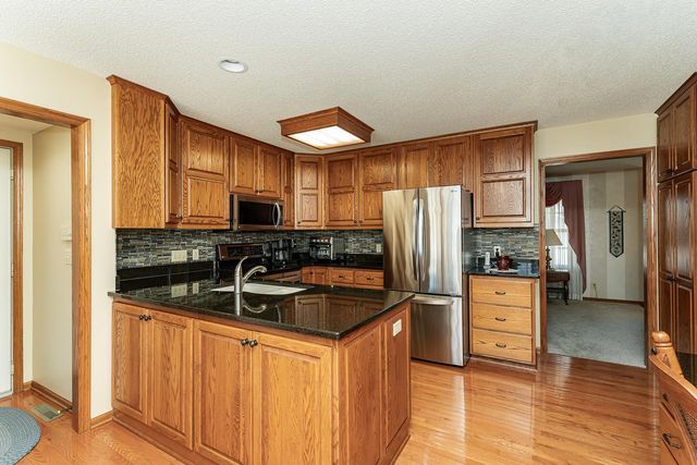 744 Jefferson Avenue SW, Eyota, MN 55934