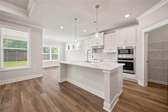 211 Cantrell View Court, Cartersville, GA 30120