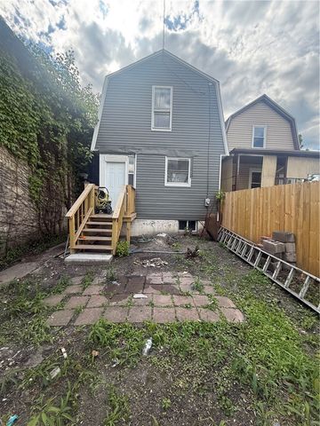 1624 4th Ave, Arnold, PA 15068