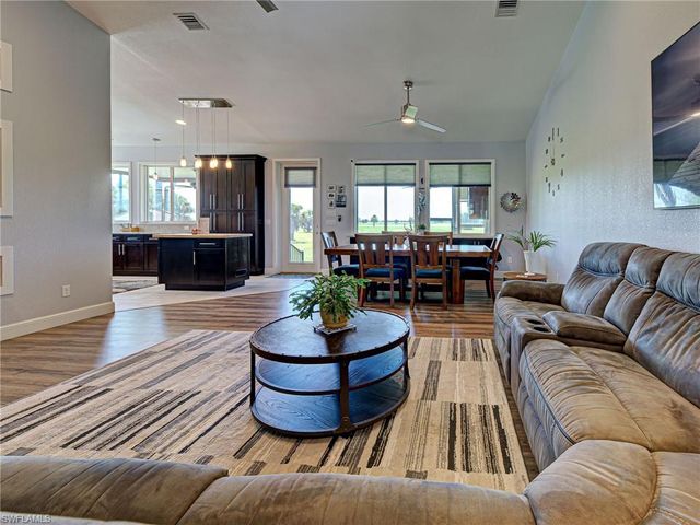 48 Lark DR, Placida, FL 33946