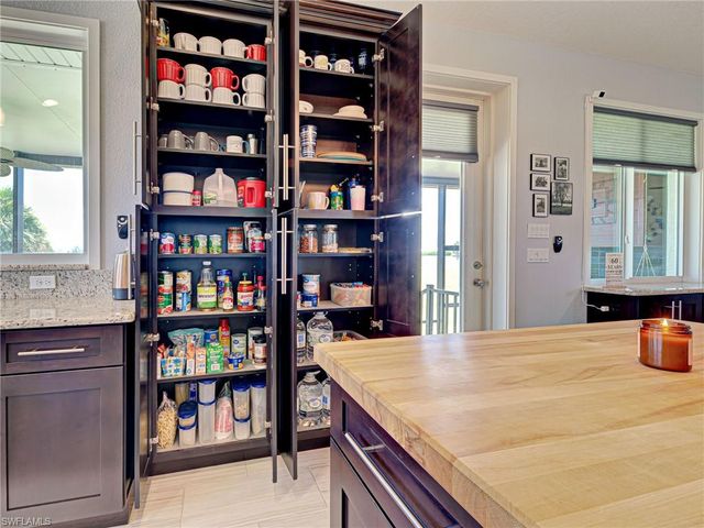 48 Lark DR, Placida, FL 33946