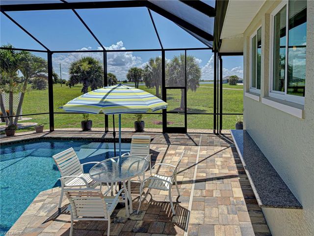 48 Lark DR, Placida, FL 33946