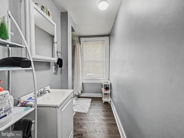 5900 HAMILTON AVE, Baltimore, MD 21237