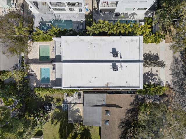 811 SW 10th Terrace, Fort Lauderdale, FL 33315