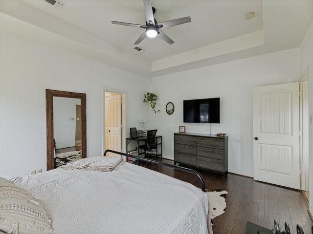 5584 Justine Place, Fort Worth, TX 76126