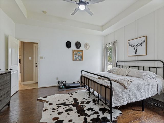 5584 Justine Place, Fort Worth, TX 76126
