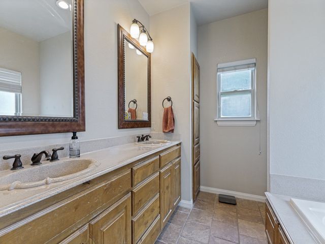 5584 Justine Place, Fort Worth, TX 76126