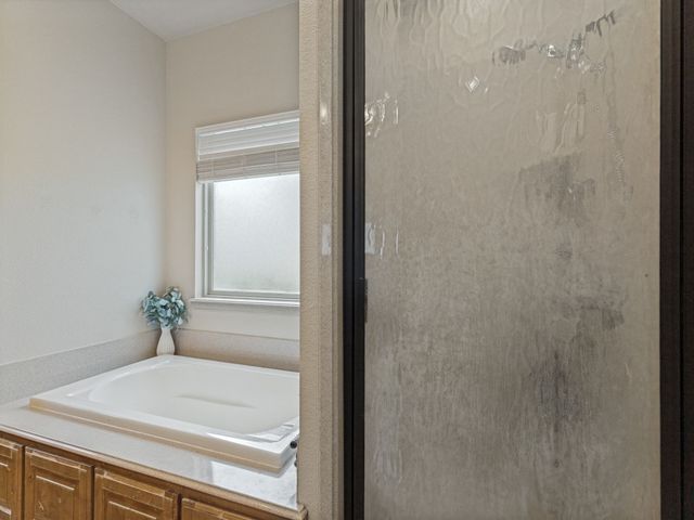 5584 Justine Place, Fort Worth, TX 76126