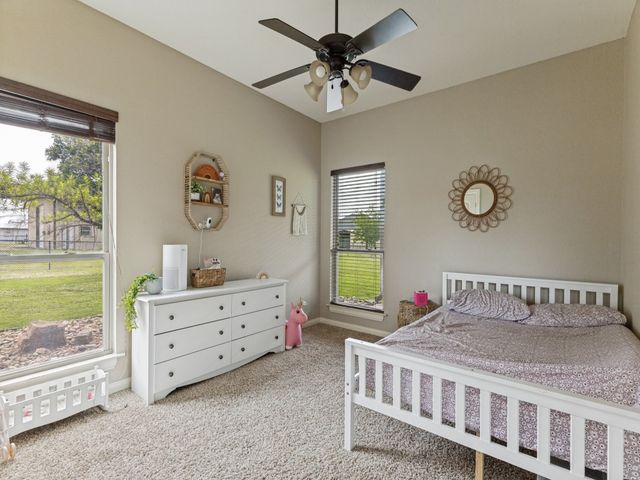 5584 Justine Place, Fort Worth, TX 76126
