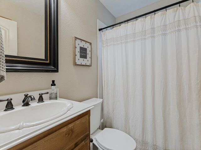 5584 Justine Place, Fort Worth, TX 76126