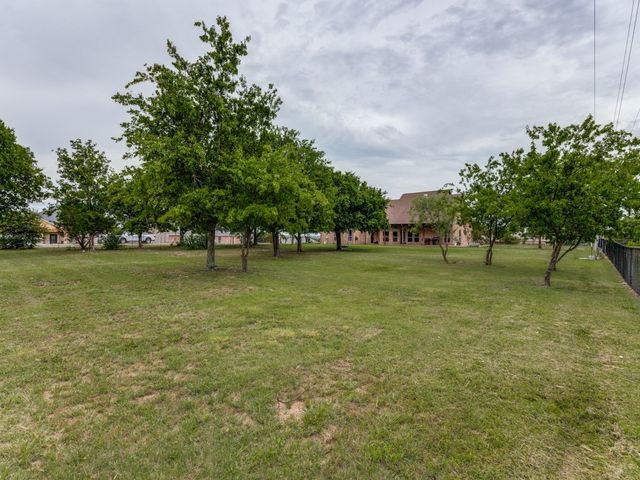 5584 Justine Place, Fort Worth, TX 76126