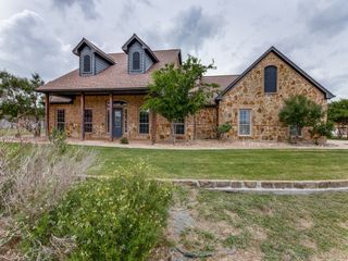 5584 Justine Place, Fort Worth, TX 76126