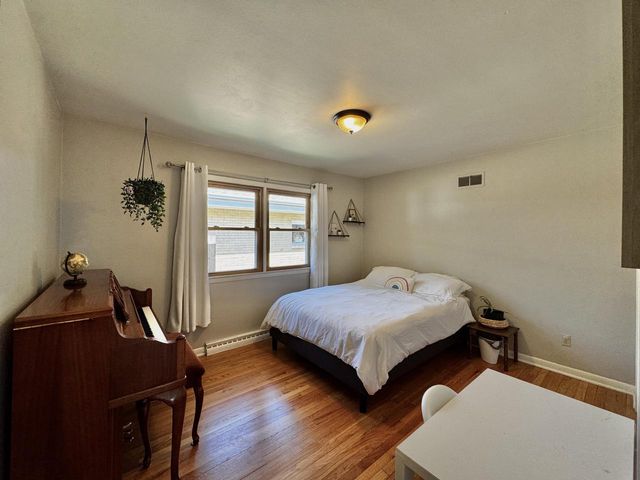 1231 118th STREET, West Allis, WI 53214