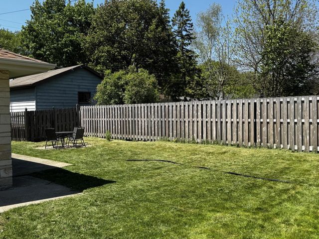 1231 118th STREET, West Allis, WI 53214
