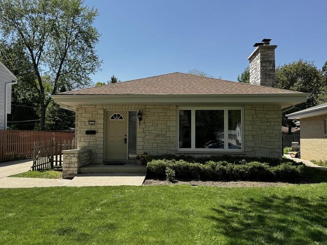 1231 118th STREET, West Allis, WI 53214