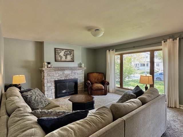 1231 118th STREET, West Allis, WI 53214