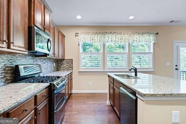 407 Ward Farm Drive, Powder Springs, GA 30127